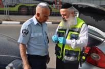  بالصور: العثور على جثة متعفنة في حي جني افيف وسط مدينة اللد 